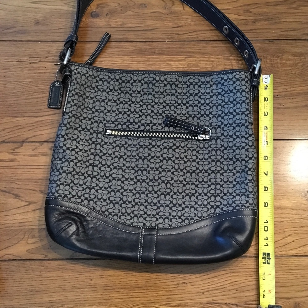 Coach bag with adjustable strap